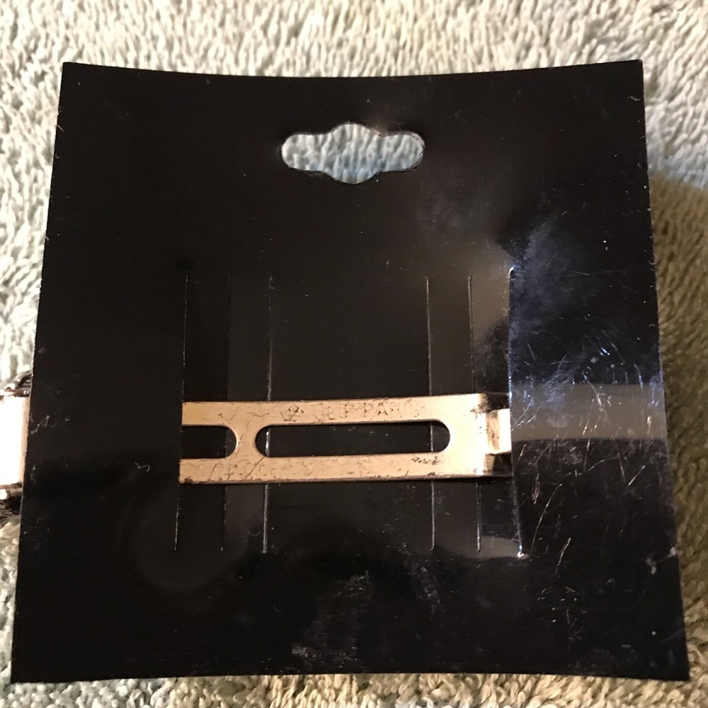 🎀Beautiful Hair Clip - Picture 2 of 4